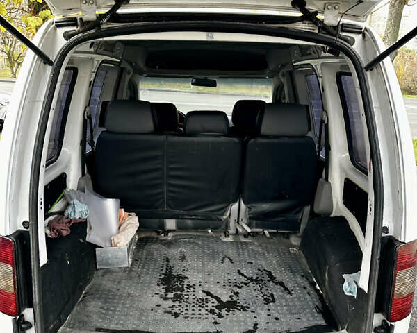 Белый Фольксваген Кадди, объемом двигателя 1.6 л и пробегом 295 тыс. км за 4200 $, фото 9 на Automoto.ua