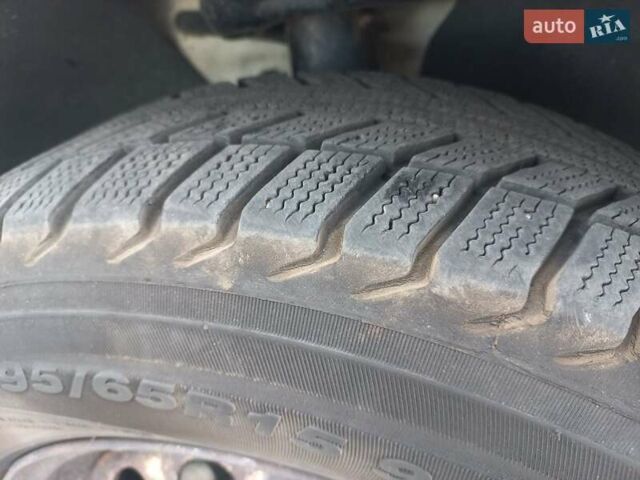 Белый Фольксваген Кадди, объемом двигателя 1.9 л и пробегом 413 тыс. км за 4200 $, фото 21 на Automoto.ua