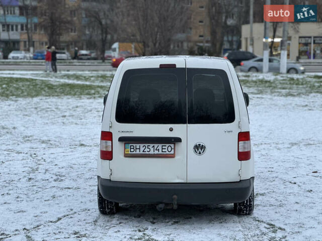 Белый Фольксваген Кадди, объемом двигателя 1.9 л и пробегом 240 тыс. км за 4550 $, фото 9 на Automoto.ua