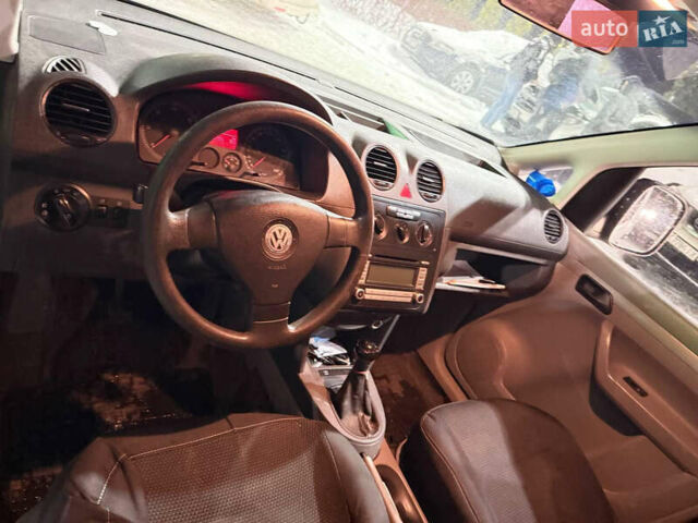 Білий Фольксваген Кадді, об'ємом двигуна 1.9 л та пробігом 370 тис. км за 4300 $, фото 6 на Automoto.ua