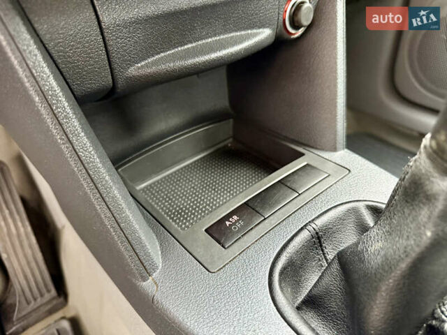 Фольксваген Кадди 2007 в Тернополе на Automoto.ua Белый Фольксваген Кадди, объемом двигателя 2 л и пробегом 257 тыс. км за 5799 $, фото 34 на Automoto.ua