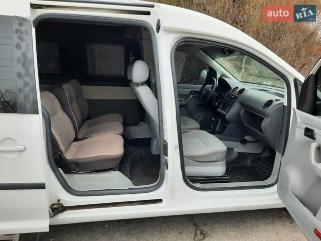 Білий Фольксваген Кадді, об'ємом двигуна 2 л та пробігом 232 тис. км за 5600 $, фото 14 на Automoto.ua