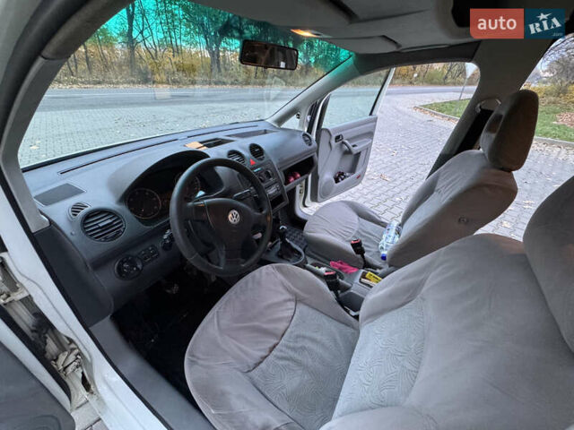 Білий Фольксваген Кадді, об'ємом двигуна 1.97 л та пробігом 462 тис. км за 5650 $, фото 4 на Automoto.ua