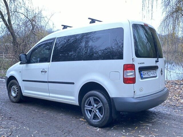 Білий Фольксваген Кадді, об'ємом двигуна 2 л та пробігом 388 тис. км за 4900 $, фото 5 на Automoto.ua