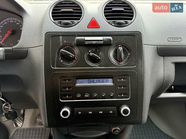 Фольксваген Кадди 2007 в Тернополе на Automoto.ua Белый Фольксваген Кадди, объемом двигателя 2 л и пробегом 257 тыс. км за 5799 $, фото 36 на Automoto.ua