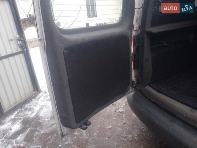 Білий Фольксваген Кадді, об'ємом двигуна 1.9 л та пробігом 265 тис. км за 5350 $, фото 19 на Automoto.ua