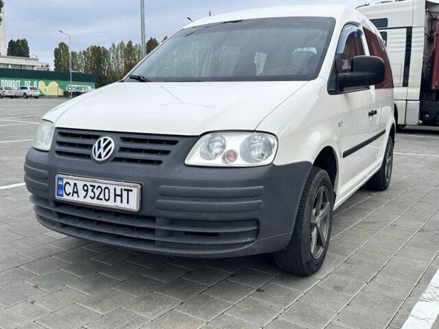 Фольксваген Кадди 2007 в Черкассах на Automoto.ua Белый Фольксваген Кадди, объемом двигателя 2 л и пробегом 298 тыс. км за 6150 $, фото 1 на Automoto.ua