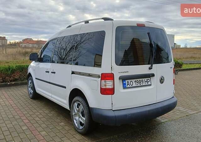 Білий Фольксваген Кадді, об'ємом двигуна 1.9 л та пробігом 350 тис. км за 7500 $, фото 3 на Automoto.ua