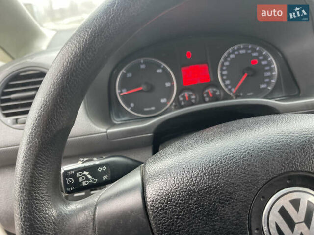 Білий Фольксваген Кадді, об'ємом двигуна 1.9 л та пробігом 280 тис. км за 6299 $, фото 16 на Automoto.ua