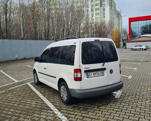 Белый Фольксваген Кадди, объемом двигателя 1.97 л и пробегом 257 тыс. км за 5300 $, фото 10 на Automoto.ua