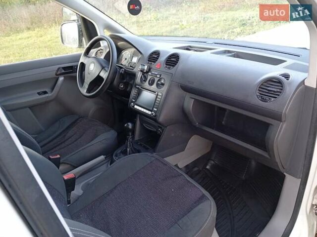 Білий Фольксваген Кадді, об'ємом двигуна 1.9 л та пробігом 290 тис. км за 5550 $, фото 10 на Automoto.ua