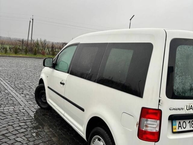 Белый Фольксваген Кадди, объемом двигателя 0 л и пробегом 320 тыс. км за 3000 $, фото 1 на Automoto.ua