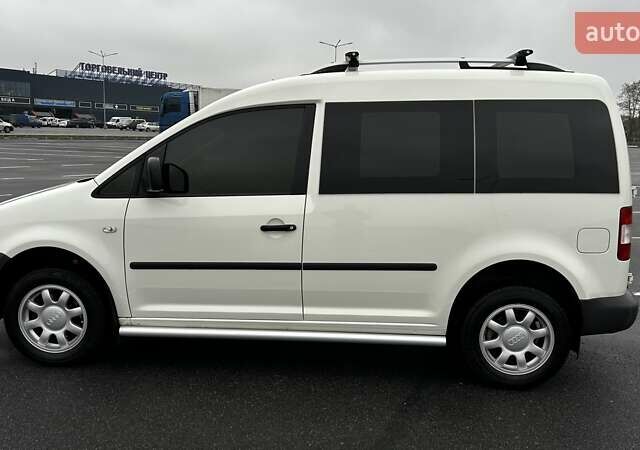 Білий Фольксваген Кадді, об'ємом двигуна 1.97 л та пробігом 370 тис. км за 7000 $, фото 9 на Automoto.ua