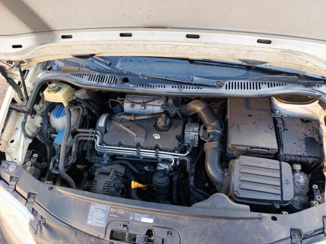 Белый Фольксваген Кадди, объемом двигателя 2 л и пробегом 250 тыс. км за 6000 $, фото 6 на Automoto.ua