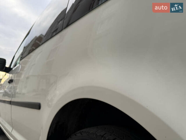 Фольксваген Кадди 2007 в Тернополе на Automoto.ua Белый Фольксваген Кадди, объемом двигателя 2 л и пробегом 257 тыс. км за 5799 $, фото 28 на Automoto.ua