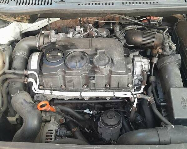 Белый Фольксваген Кадди, объемом двигателя 1.9 л и пробегом 370 тыс. км за 6700 $, фото 6 на Automoto.ua