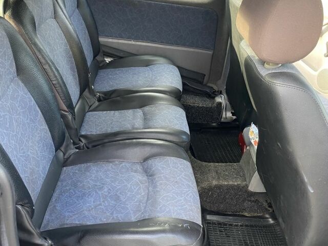 Белый Фольксваген Кадди, объемом двигателя 1.4 л и пробегом 313 тыс. км за 5700 $, фото 7 на Automoto.ua