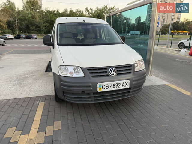 Белый Фольксваген Кадди, объемом двигателя 2 л и пробегом 250 тыс. км за 6500 $, фото 5 на Automoto.ua