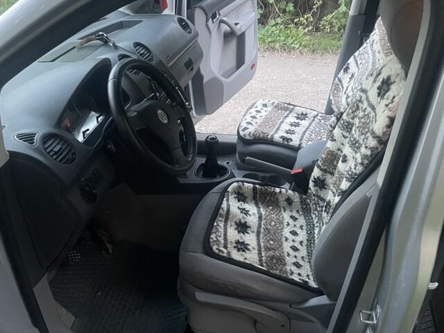 Білий Фольксваген Кадді, об'ємом двигуна 2 л та пробігом 1 тис. км за 5600 $, фото 4 на Automoto.ua