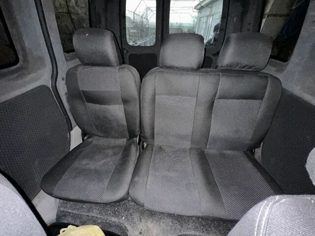 Белый Фольксваген Кадди, объемом двигателя 2 л и пробегом 385 тыс. км за 4500 $, фото 4 на Automoto.ua