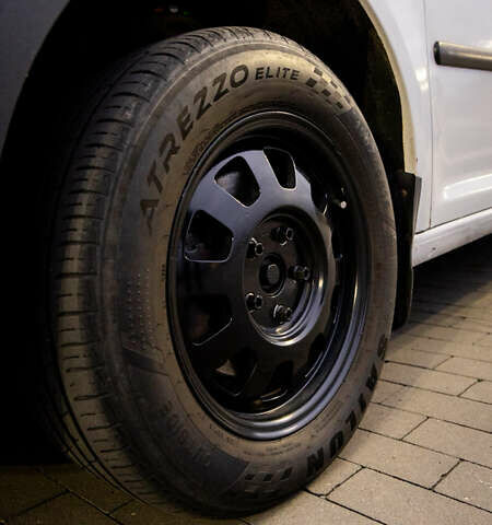 Белый Фольксваген Кадди, объемом двигателя 1.9 л и пробегом 273 тыс. км за 7000 $, фото 12 на Automoto.ua