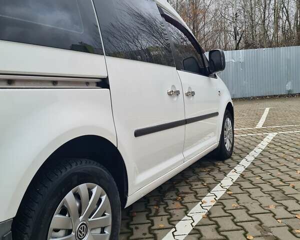 Белый Фольксваген Кадди, объемом двигателя 1.97 л и пробегом 257 тыс. км за 5300 $, фото 19 на Automoto.ua