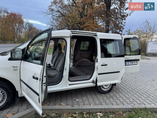 Білий Фольксваген Кадді, об'ємом двигуна 1.97 л та пробігом 462 тис. км за 5650 $, фото 10 на Automoto.ua