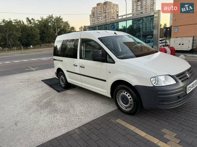 Белый Фольксваген Кадди, объемом двигателя 2 л и пробегом 250 тыс. км за 6500 $, фото 3 на Automoto.ua
