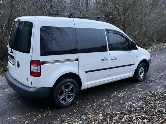 Білий Фольксваген Кадді, об'ємом двигуна 2 л та пробігом 388 тис. км за 4900 $, фото 1 на Automoto.ua