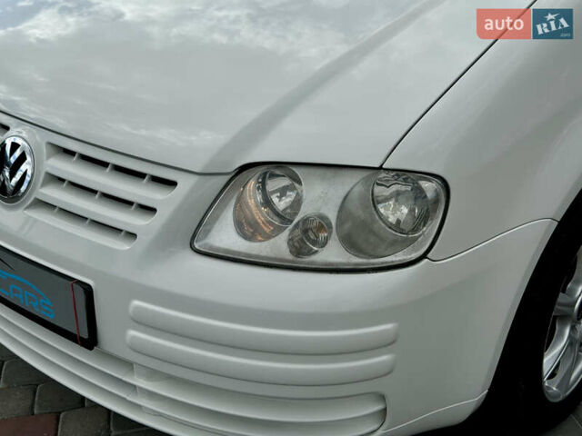 Белый Фольксваген Кадди, объемом двигателя 2 л и пробегом 309 тыс. км за 7999 $, фото 9 на Automoto.ua