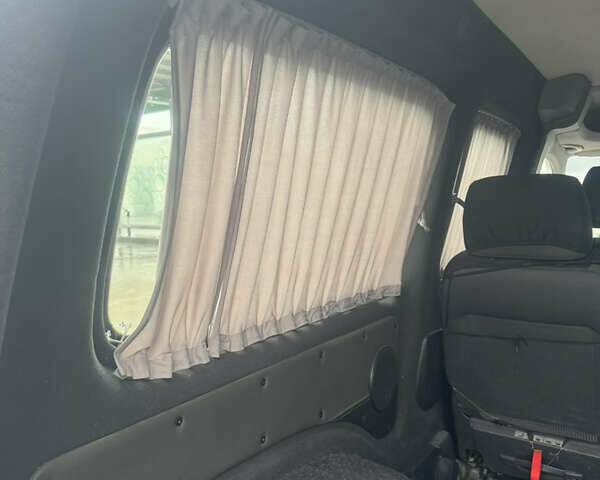 Белый Фольксваген Кадди, объемом двигателя 1.9 л и пробегом 359 тыс. км за 7300 $, фото 12 на Automoto.ua