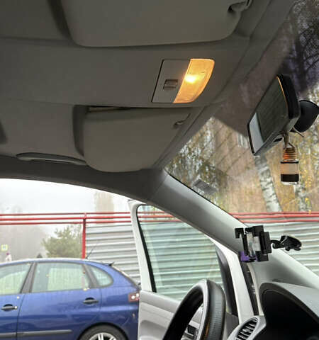 Белый Фольксваген Кадди, объемом двигателя 1.9 л и пробегом 288 тыс. км за 7300 $, фото 29 на Automoto.ua