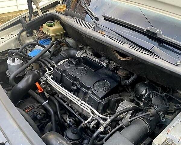 Белый Фольксваген Кадди, объемом двигателя 1.9 л и пробегом 288 тыс. км за 7600 $, фото 1 на Automoto.ua