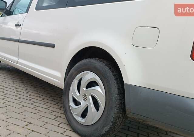 Фольксваген Кадди 2008 в Сарнах на Automoto.ua Белый Фольксваген Кадди, объемом двигателя 2 л и пробегом 380 тыс. км за 7500 $, фото 30 на Automoto.ua