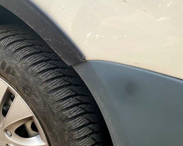 Белый Фольксваген Кадди, объемом двигателя 1.9 л и пробегом 288 тыс. км за 7600 $, фото 5 на Automoto.ua