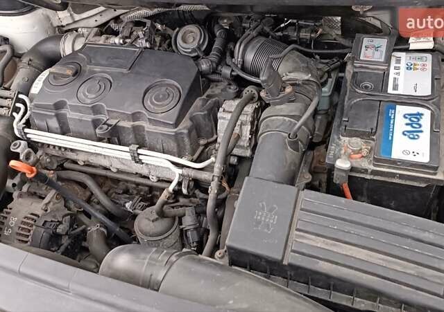 Фольксваген Кадди 2008 в Сарнах на Automoto.ua Белый Фольксваген Кадди, объемом двигателя 2 л и пробегом 380 тыс. км за 7500 $, фото 83 на Automoto.ua