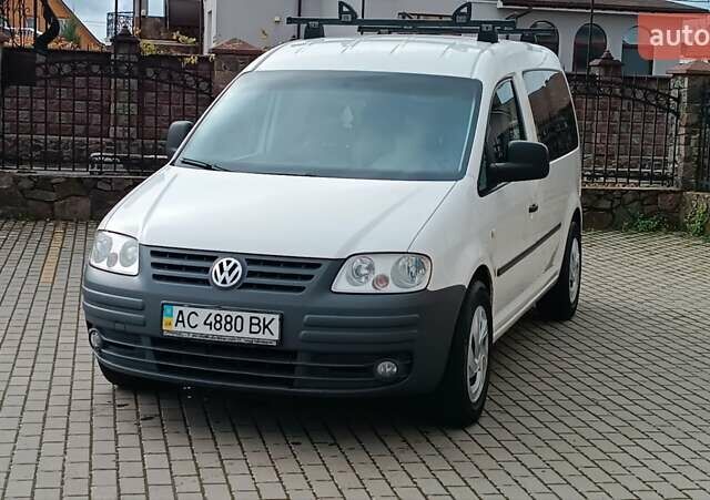 Фольксваген Кадди 2008 в Сарнах на Automoto.ua Белый Фольксваген Кадди, объемом двигателя 2 л и пробегом 380 тыс. км за 7500 $, фото 10 на Automoto.ua