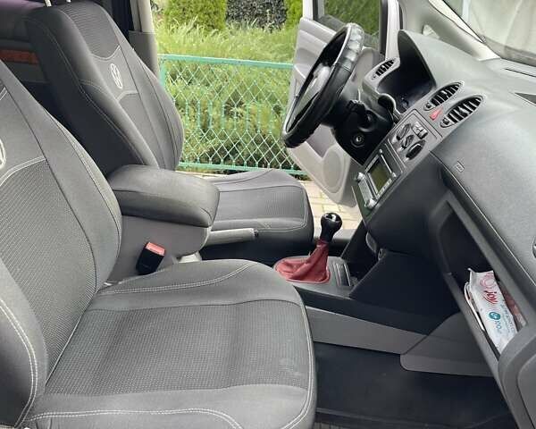 Белый Фольксваген Кадди, объемом двигателя 1.9 л и пробегом 300 тыс. км за 6300 $, фото 5 на Automoto.ua