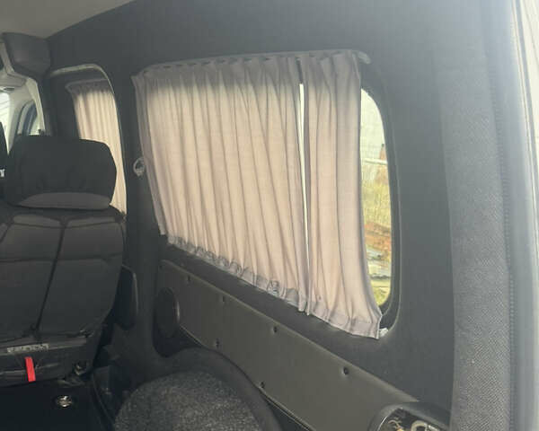 Белый Фольксваген Кадди, объемом двигателя 1.9 л и пробегом 359 тыс. км за 7300 $, фото 11 на Automoto.ua