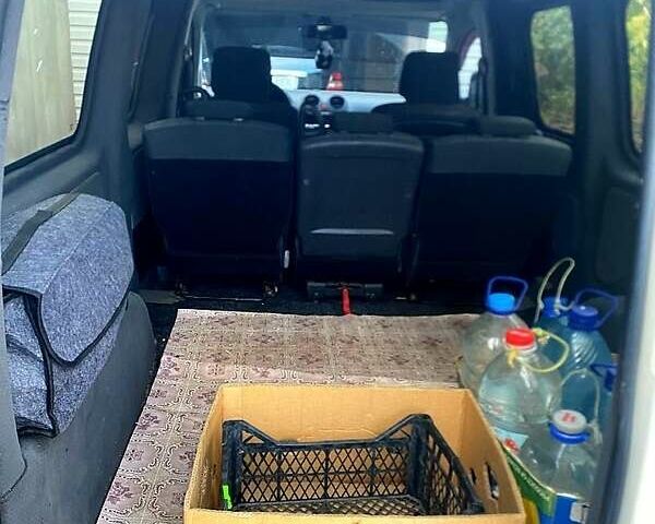 Белый Фольксваген Кадди, объемом двигателя 1.9 л и пробегом 288 тыс. км за 7600 $, фото 11 на Automoto.ua