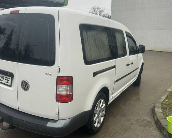 Белый Фольксваген Кадди, объемом двигателя 1.9 л и пробегом 359 тыс. км за 7300 $, фото 3 на Automoto.ua