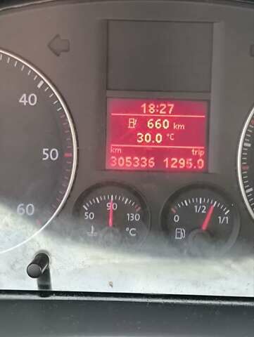 Белый Фольксваген Кадди, объемом двигателя 1.9 л и пробегом 305 тыс. км за 7500 $, фото 13 на Automoto.ua