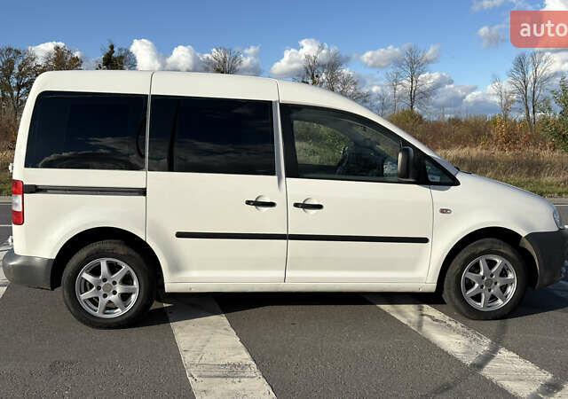 Белый Фольксваген Кадди, объемом двигателя 1.9 л и пробегом 288 тыс. км за 7300 $, фото 7 на Automoto.ua