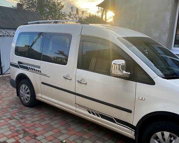 Белый Фольксваген Кадди, объемом двигателя 1.9 л и пробегом 288 тыс. км за 7600 $, фото 3 на Automoto.ua