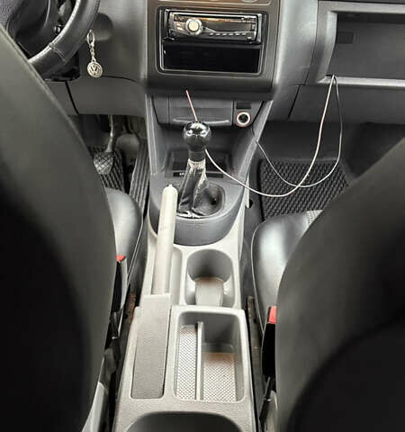 Белый Фольксваген Кадди, объемом двигателя 1.9 л и пробегом 288 тыс. км за 7300 $, фото 35 на Automoto.ua