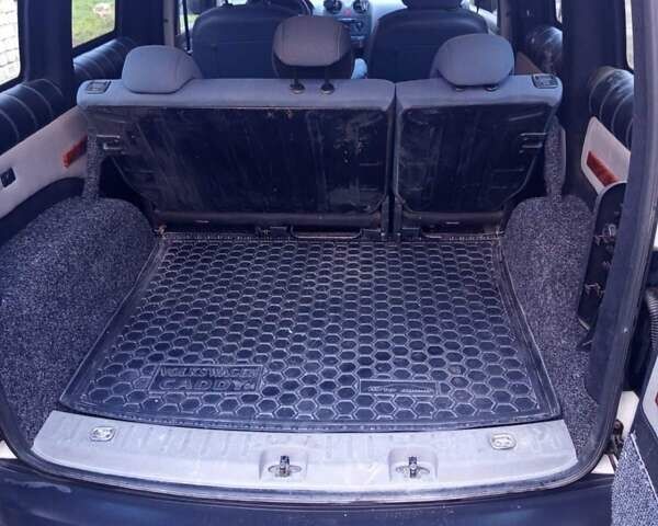 Белый Фольксваген Кадди, объемом двигателя 2 л и пробегом 250 тыс. км за 6600 $, фото 10 на Automoto.ua