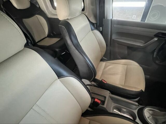 Білий Фольксваген Кадді, об'ємом двигуна 2 л та пробігом 282 тис. км за 5750 $, фото 21 на Automoto.ua