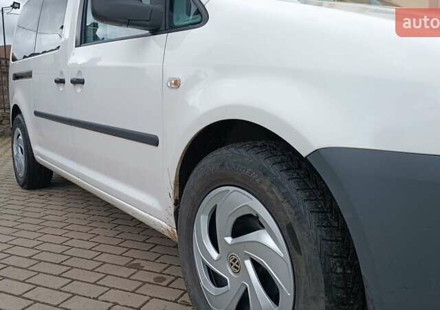 Фольксваген Кадди 2008 в Сарнах на Automoto.ua Белый Фольксваген Кадди, объемом двигателя 2 л и пробегом 380 тыс. км за 7500 $, фото 32 на Automoto.ua