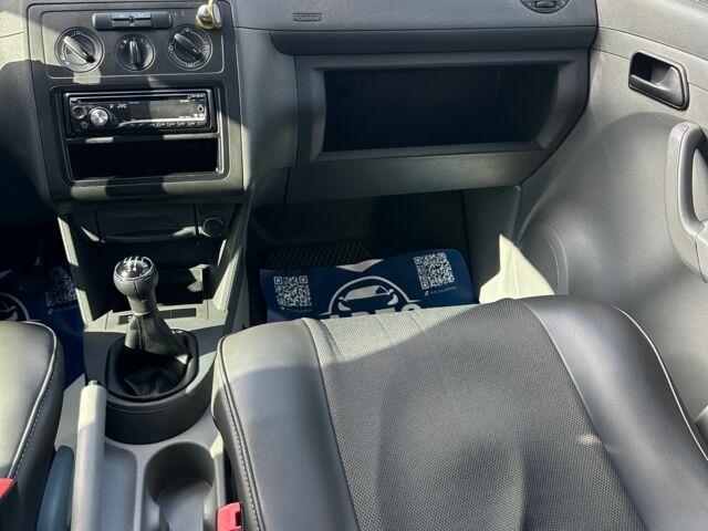 Белый Фольксваген Кадди, объемом двигателя 1.9 л и пробегом 217 тыс. км за 6200 $, фото 5 на Automoto.ua