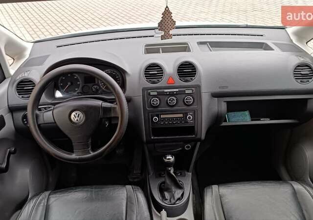 Фольксваген Кадди 2008 в Сарнах на Automoto.ua Белый Фольксваген Кадди, объемом двигателя 2 л и пробегом 380 тыс. км за 7500 $, фото 56 на Automoto.ua